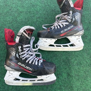 Intermediate Bauer Vapor X4 Hockey Skates (Fit 1) Size 6.5 (Used)