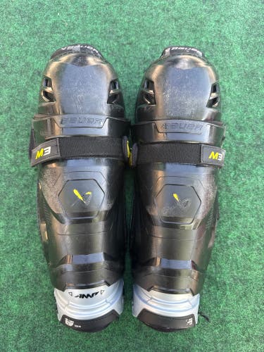 Intermediate Bauer Supreme M3 Shin Pads 13" (Used)