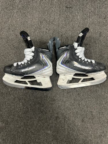 2025 Bauer Vapor Flylite Hockey Skates Regular Width Size 3