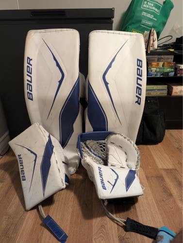 33" 2025 Bauer Flylite Regular Goalie Full Set (Used)