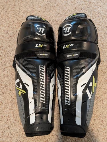 Warrior Alpha LX 20 15" Shin Pads - SR (Used)
