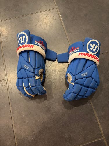 Warrior Evo Lacrosse Gloves (Used)