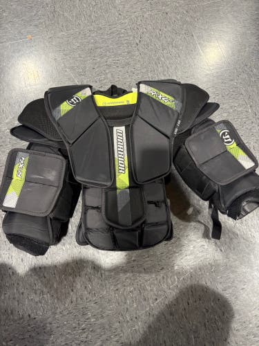 Intermediate Medium/Large Warrior Ritual X4 E Goalie Chest Protector (Used)