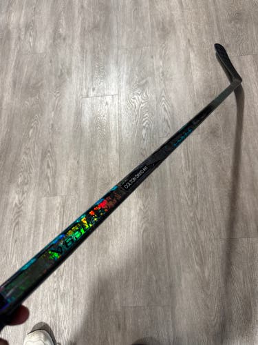 Junior Bauer Twitch Hockey Stick Left Hand P92 40 Flex (Used)