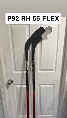 Intermediate Bauer Vapor Hyperlite 2 Right Handed Hockey Stick P92 55 Flex (Used)