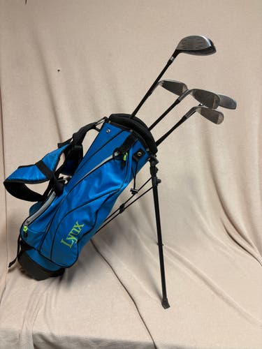 Junior Tourney Right Handed Clubs (Full Set) Junior 5 Pieces (Used)