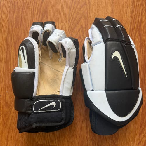 Nike Bolero Gloves 14" Black/White Excellent Condition