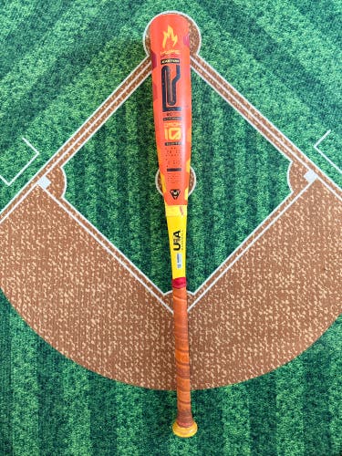2025 Easton Hype Fire Composite USABat Certified Bat (-10) 18 oz 28" (Used)