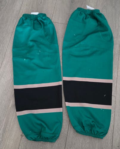 Green Mutiny beer league Large Socks (Used)