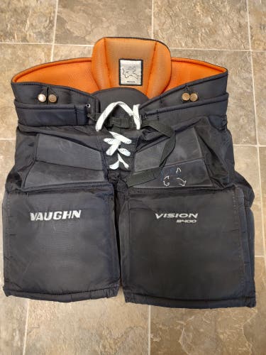 Senior Medium Vaughn Vision 9400 Hockey Goalie Pants (Used)