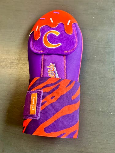 Rare Clemson x Aria Senior Sliding Mitt (New)