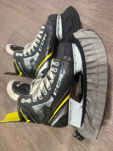 CCM 9360 Super Tacks Hockey Skates Regular Width 7 (Used)
