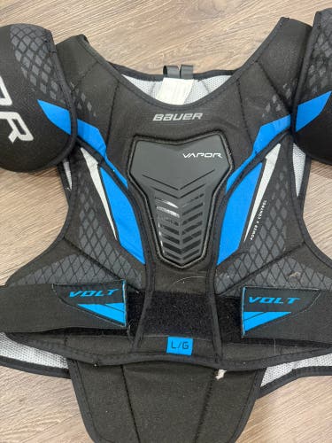 Men's Large Intermediate Bauer Shoulder Pads (Used)