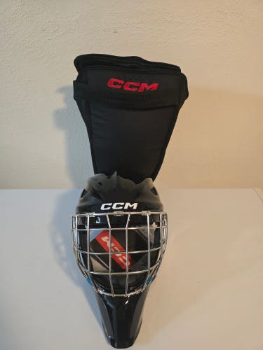 Senior Medium CCM Axis F9 Goalie Mask (New)