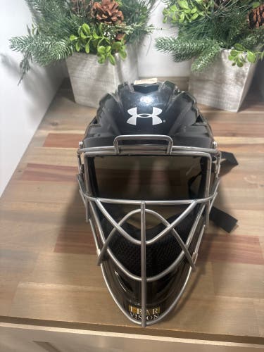 Under Armour Victory Series Catcher's Mask