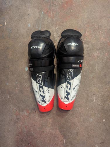 Senior CCM Jetspeed FT475 15" Shin Pads (Used)
