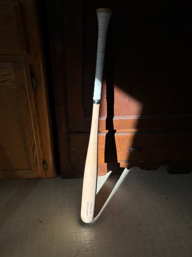 Louisville Slugger BBCOR Certified Bat (-3) 30 oz 33" (New)