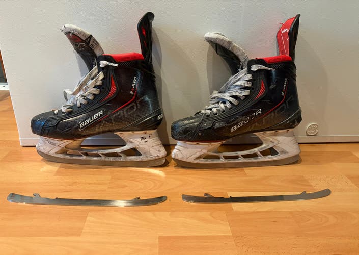 Bauer Vapor 3X Pro Senior Hockey Skates Size 10 Fit 1 With Extra Steel