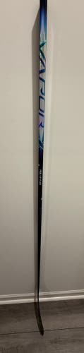Bauer Vapor Flylite Right Handed Hockey Stick P88 87 Flex (Used)