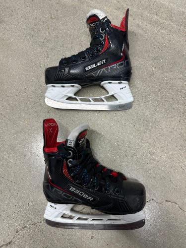 2021 Bauer Vapor 3X Pro Hockey Skates Regular Width 11.5 (Used)