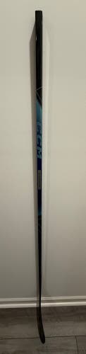 CCM Vizion 2025 Right Handed Hockey Stick P28 85 Flex (Used)