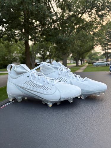 New Nike Mens Vapor Edge Pro Cleats, size 9