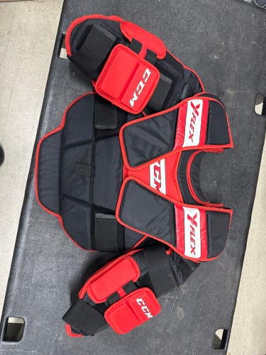 Large/Extra Large CCM YTFlex Goalie Chest Protector (Used)