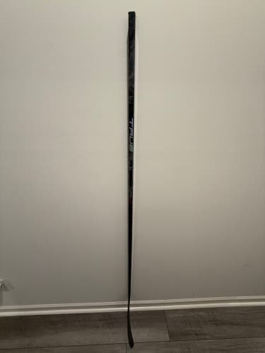 True HZRDUS Smoke Right Handed Hockey Stick T27 75 Flex (Lightly Used)