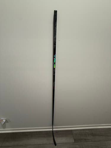 True HZRDUS Smoke Right Handed Hockey Stick T28 95 Flex