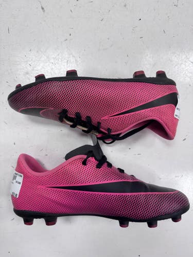 Used Nike Soccer Cleats Pink Junior 05 11860-S000313705