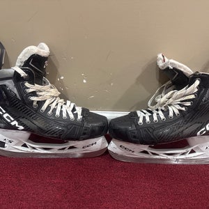 CCM AS-V Pro Hockey Skates Regular Width Pro Stock 9 Item#ND24S