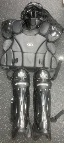 Used Champro UMPIRE SET/ADULT Umpire Accessories 11497-S000160428