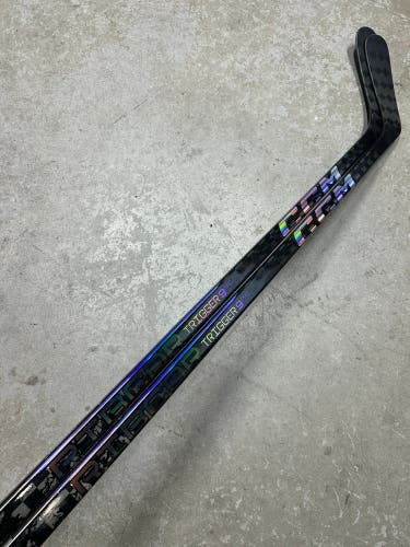 2 PACK 80 Flex P92 Senior CCM RibCor Trigger 9 Pro Left Hand Hockey Stick Pro Stock (New)