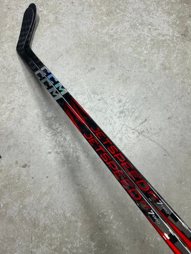 2 PACK 90 Flex P28 Senior CCM Jetspeed FT7 Pro Right Hand Hockey Stick Pro Stock (New)