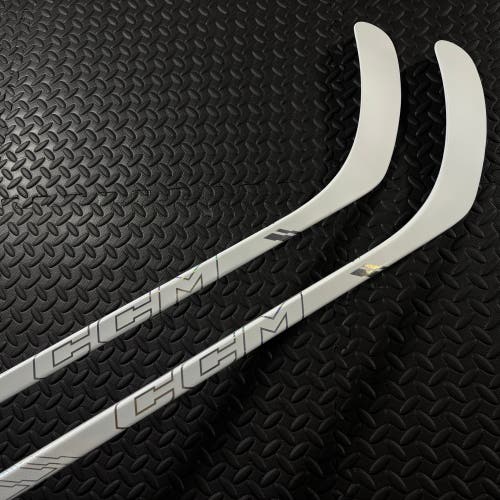 *NEW* 2 Pack Bundle - CCM XF Ghost Right Handed Hockey Stick P29 75 Flex - Limited - White
