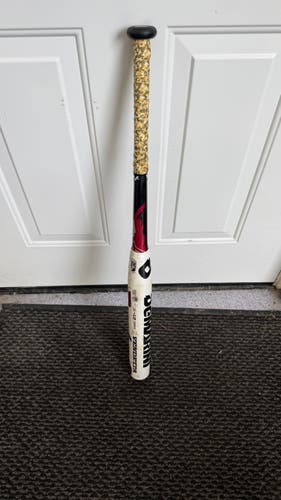 DeMarini Vendetta C6 Bat (-12) 21 oz 33" (Used)