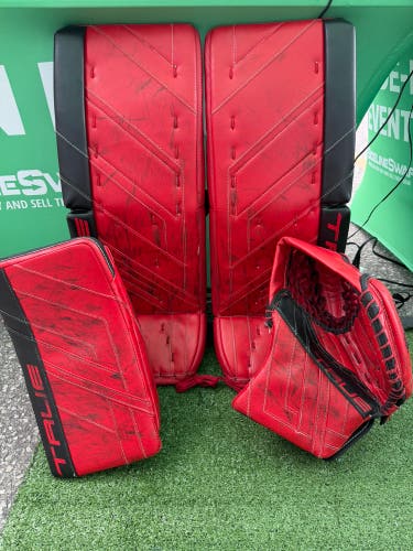 True HZRDUS 7x4 Goalie Full Set Regular | 29+2" Intermediate