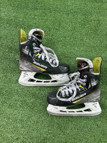 Junior Bauer Vapor X4 Hockey Skates | Size 3.5