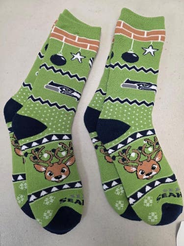 ST22 Mens NFL SEATTLE SEAHAWKS Lot of 2 Crew Socks LARGE 8-13 NEW