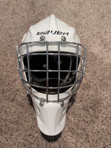 Senior Small Bauer 930 Goalie Mask (Used)