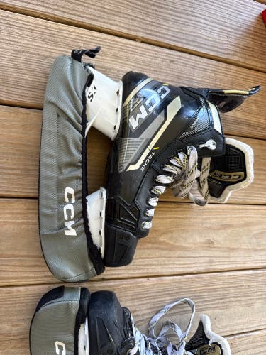Black 2022 CCM Ccm tacks classic Hockey Skates Regular Width 9.5 (Used)