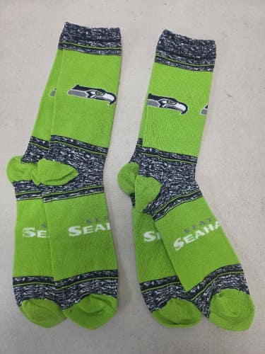 ST46 Mens NFL SEATTLE SEAHAWKS Lot of 2 Crew Socks LARGE 8-13 NEW