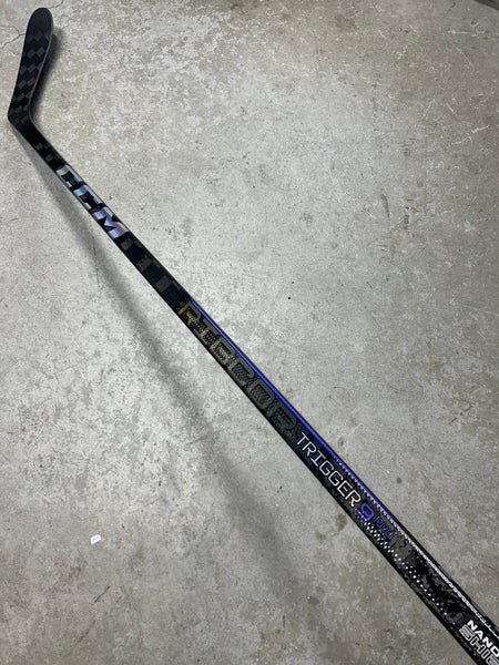 80 Flex P28 Senior CCM RibCor Trigger 9 Pro Right Hand Hockey Stick Pro Stock (New)