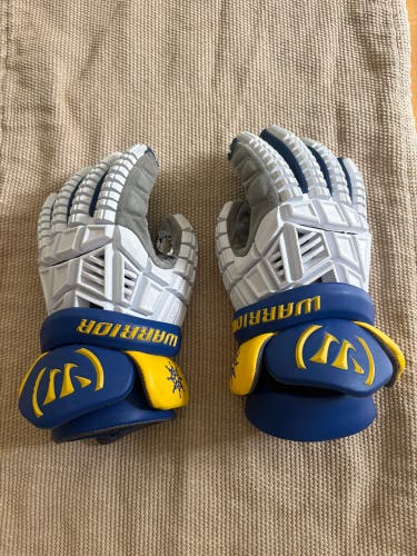 Warrior Evo V Lacrosse Gloves (Used)