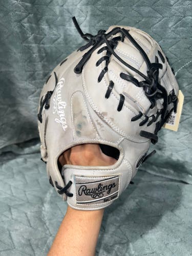 Gray Adult Rawlings Heart of the Hide RH First Base Baseball Glove 12.5" (Used)