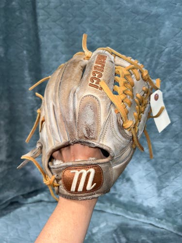 Brown Marucci Htg RH Outfield Baseball Glove 11.5" (Used)