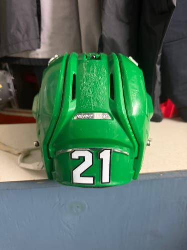 Medium Bauer Re-Akt 150 Helmet (Used)