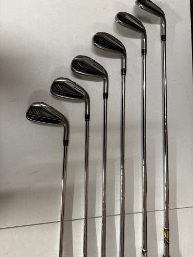 Men's 2014 TaylorMade RocketBladez HL Right Handed Iron Set Regular Flex 35" (Used)