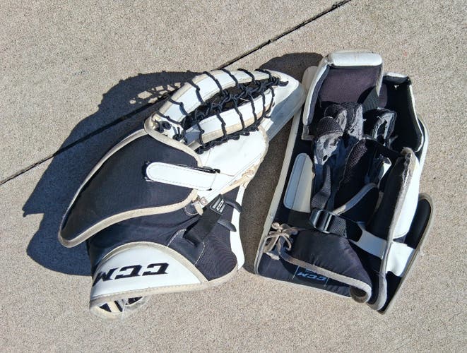 CCM EFlex 4.9 SR Regular goalie gloves set(Used)