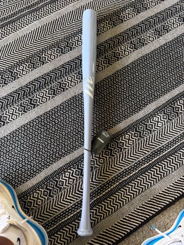 2025 Marucci Pro Cut Maple Bat (-3) 30.5 oz 33.5" (New)
